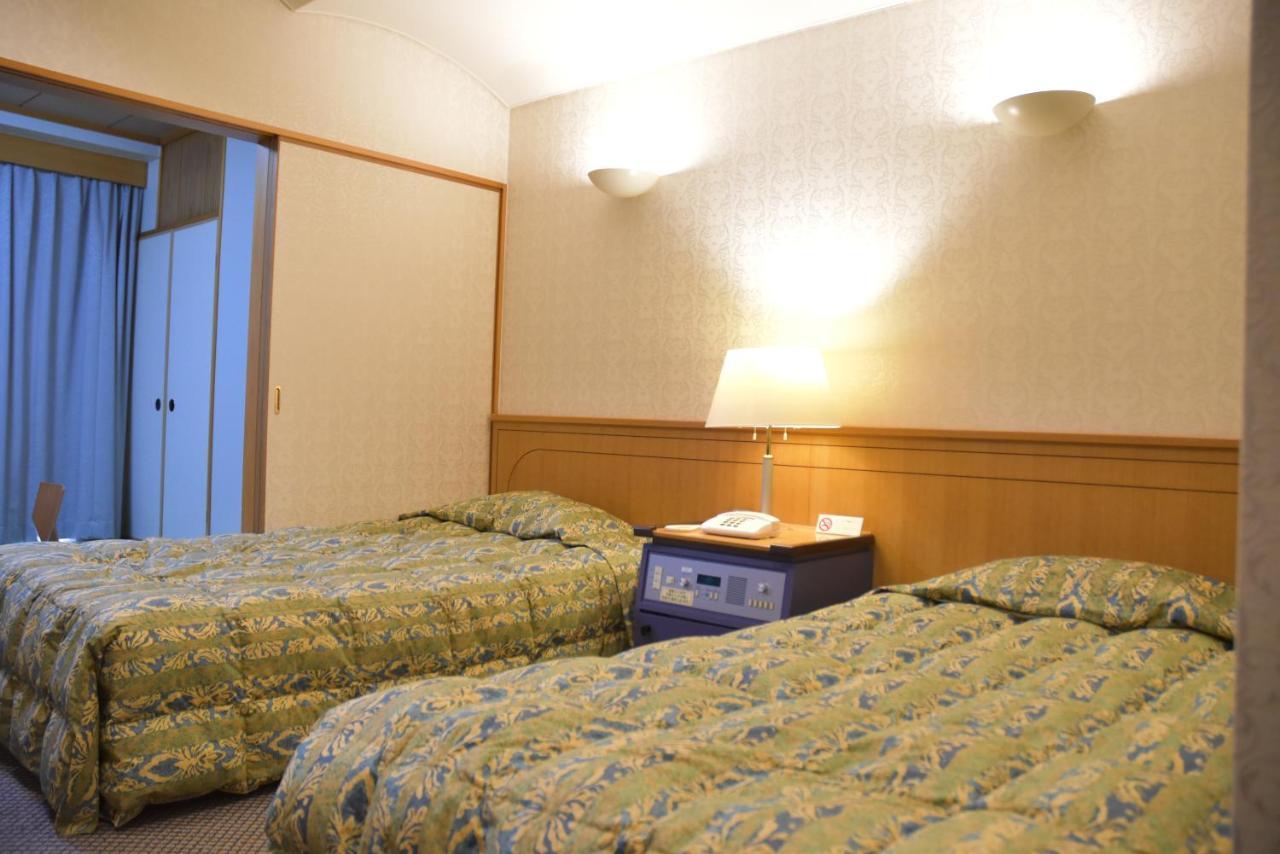The Gran Resort Elegante Awajishima Екстериор снимка