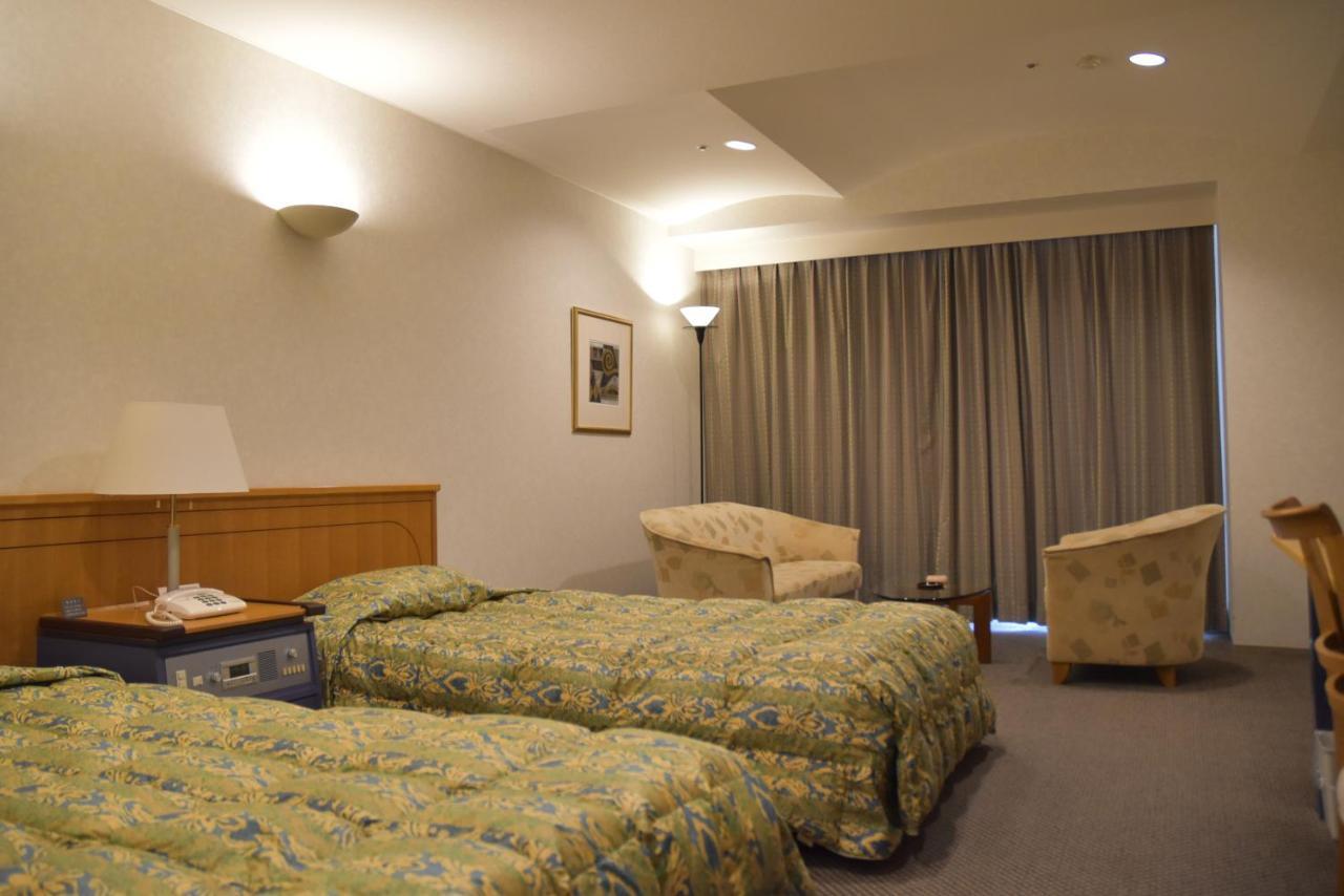 The Gran Resort Elegante Awajishima Екстериор снимка