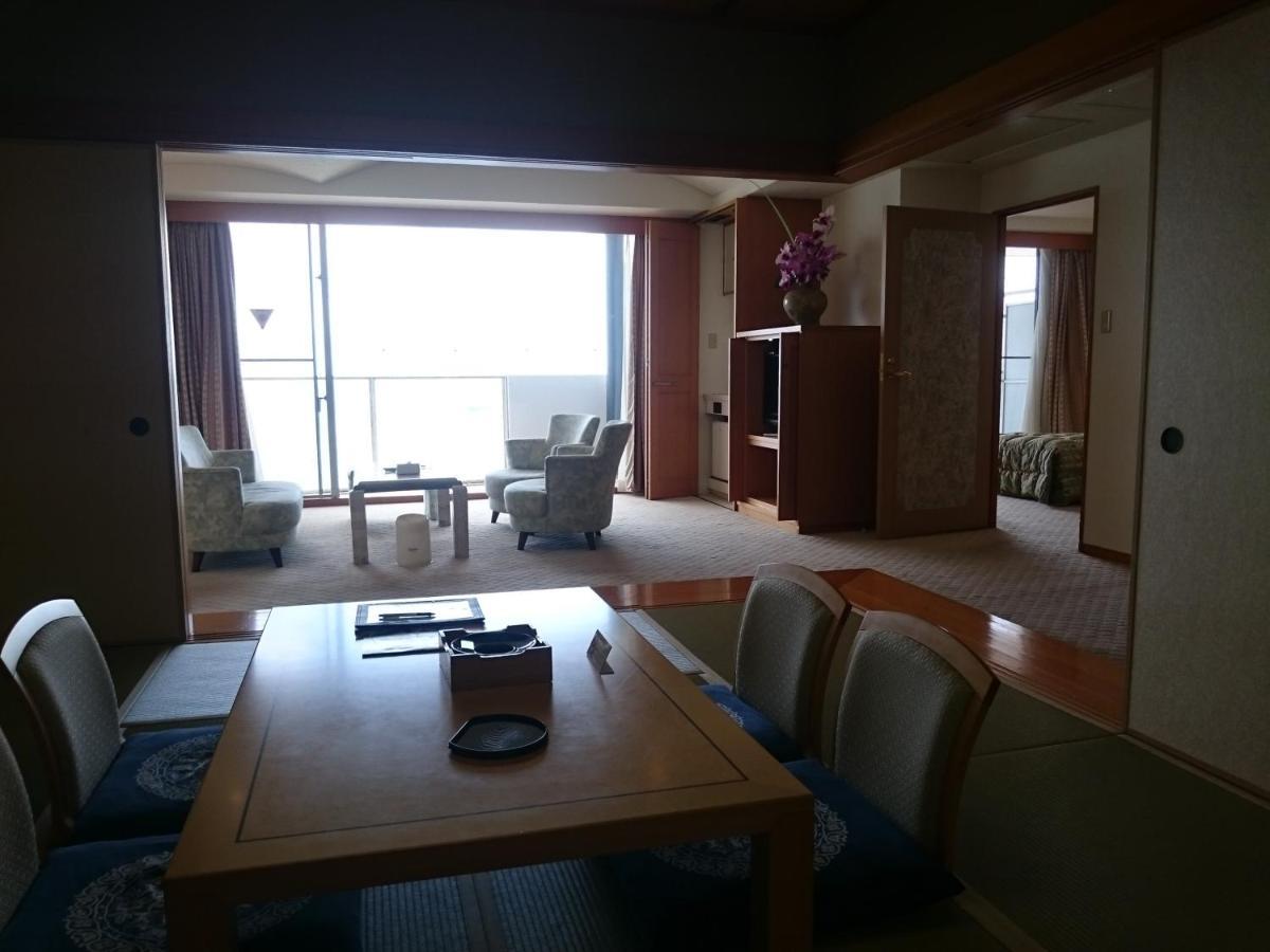 The Gran Resort Elegante Awajishima Екстериор снимка