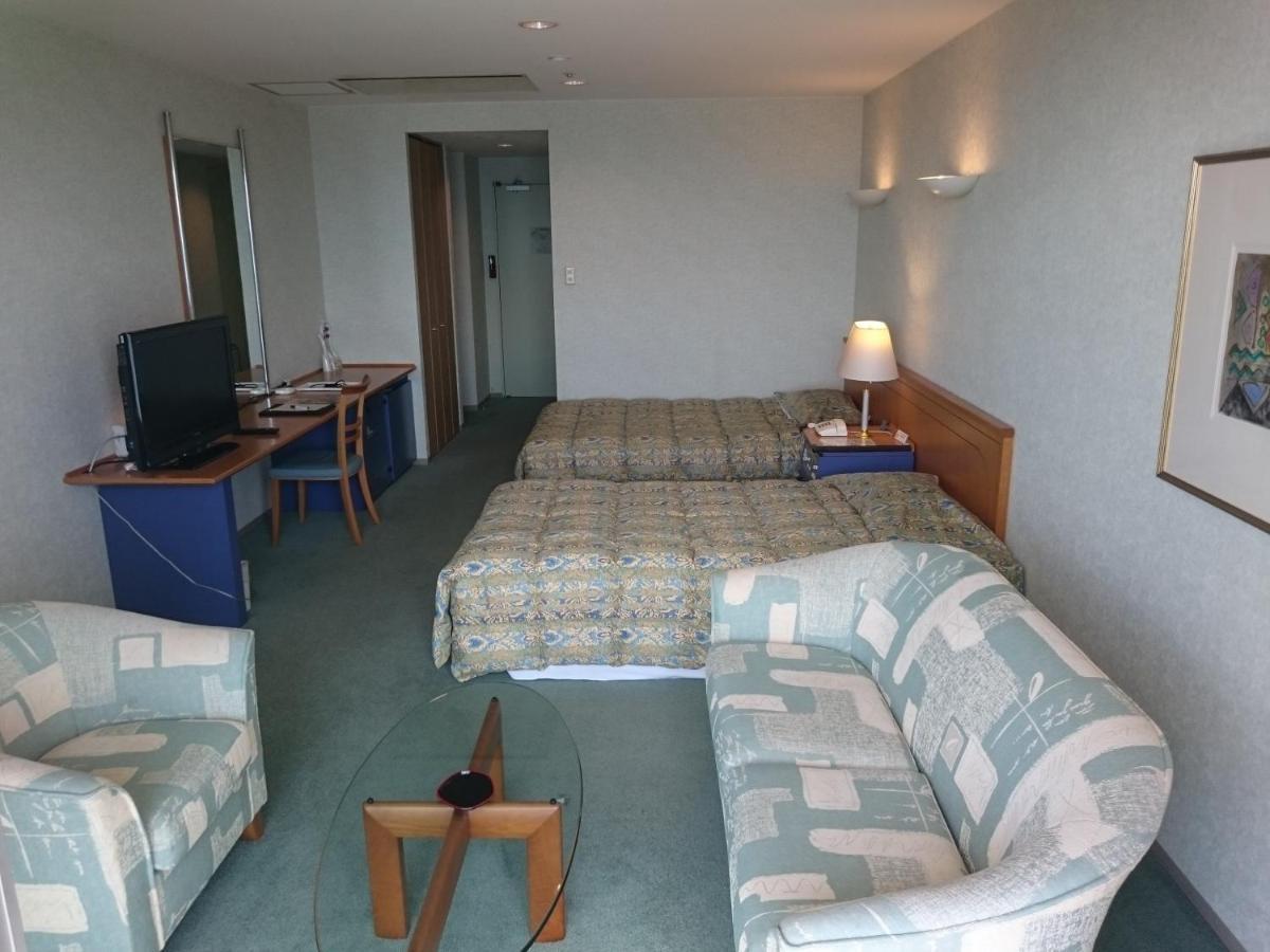 The Gran Resort Elegante Awajishima Екстериор снимка