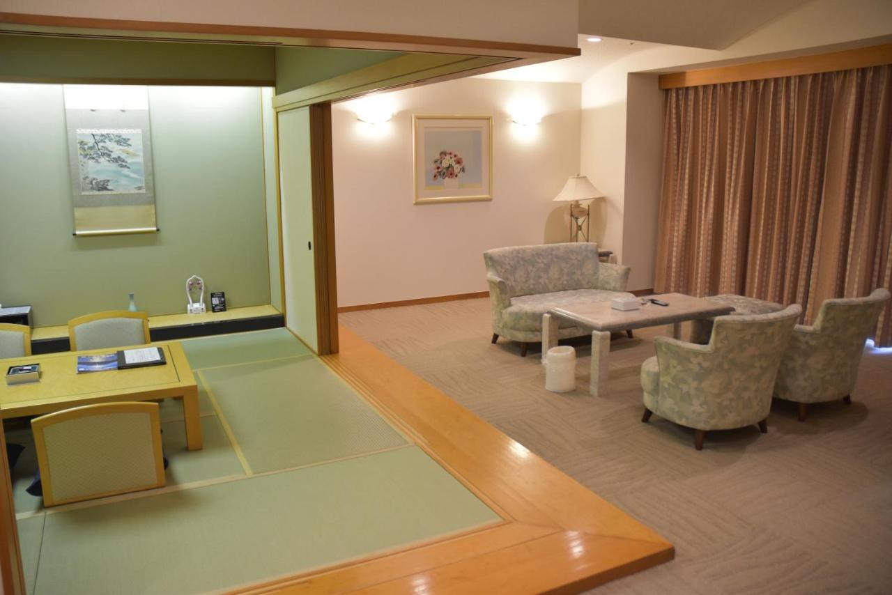 The Gran Resort Elegante Awajishima Екстериор снимка