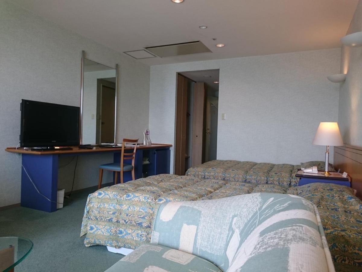 The Gran Resort Elegante Awajishima Екстериор снимка