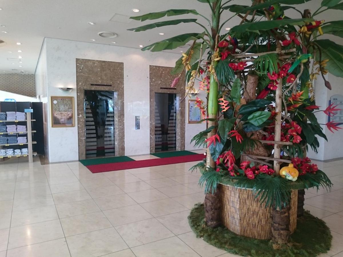 The Gran Resort Elegante Awajishima Екстериор снимка